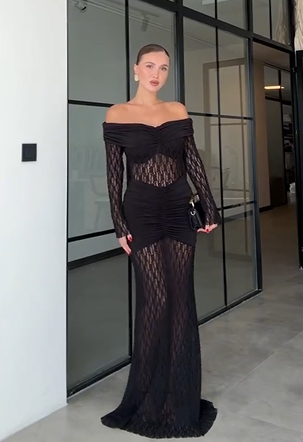 Sexy Strapless Long Sleeve off-Neck Solid Color Lace Dress